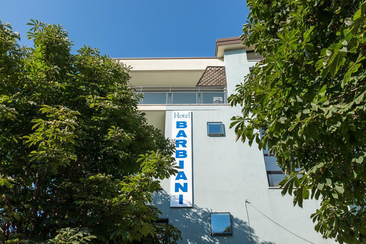 Hotel Barbiani Rimini Ngoại thất bức ảnh