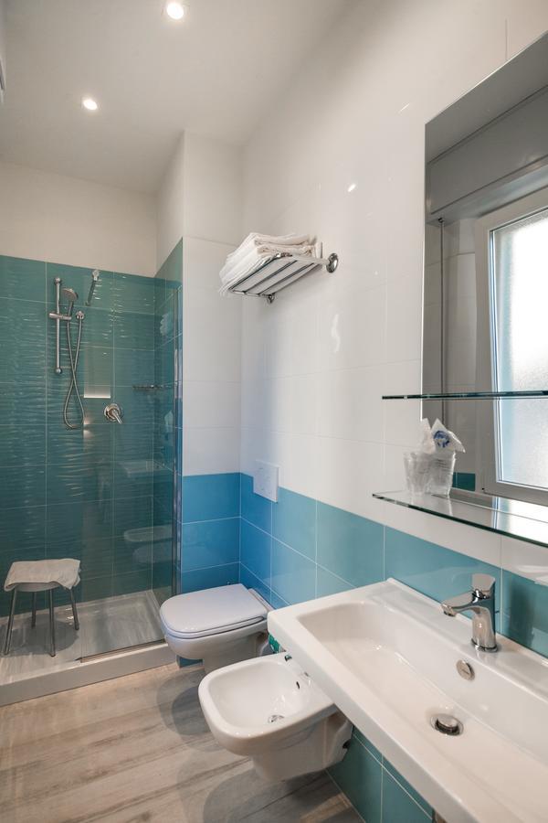 Hotel Barbiani Rimini Ngoại thất bức ảnh